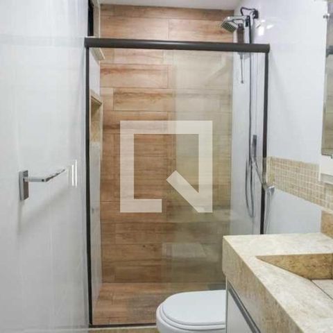 Casa de condomínio à venda com 220m², 4 quartos e 2 vagas