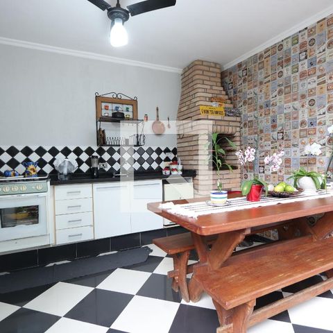 Casa para alugar com 260m², 3 quartos e 6 vagasEspaço Gourmet