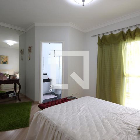 Casa para alugar com 260m², 3 quartos e 6 vagasSuíte 3