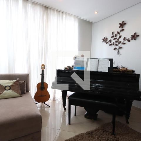 Casa para alugar com 260m², 3 quartos e 6 vagasSala