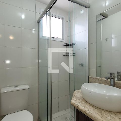 Casa à venda com 52m², 2 quartos e 1 vaga Casa à venda com 52m², 2 quartos e 1 vagaBanheiro