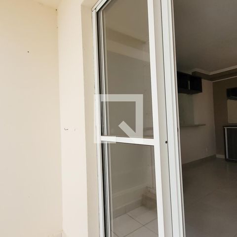 Casa à venda com 52m², 2 quartos e 1 vaga Casa à venda com 52m², 2 quartos e 1 vagaVaranda