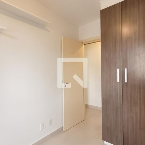 Casa à venda com 52m², 2 quartos e 1 vaga Casa à venda com 52m², 2 quartos e 1 vagaQuarto 1