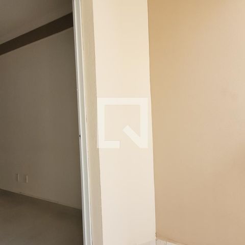 Casa à venda com 52m², 2 quartos e 1 vaga Casa à venda com 52m², 2 quartos e 1 vagaVaranda