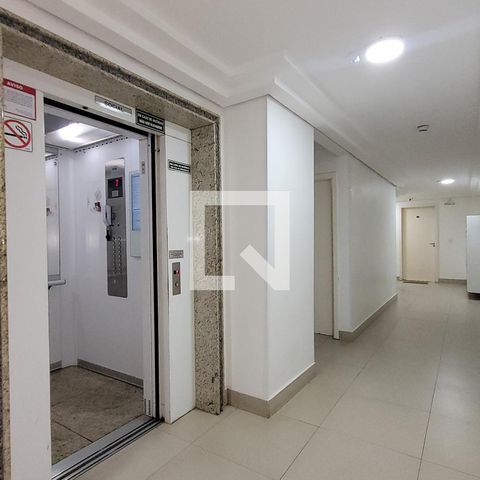 Casa à venda com 52m², 2 quartos e 1 vaga Casa à venda com 52m², 2 quartos e 1 vagaÁrea comum