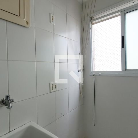 Casa à venda com 52m², 2 quartos e 1 vaga Casa à venda com 52m², 2 quartos e 1 vagaÁrea de Serviço