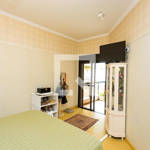 Apartamento à venda com 246m², 3 quartos e 4 vagas Apartamento à venda com 246m², 3 quartos e 4 vagassuíte 3