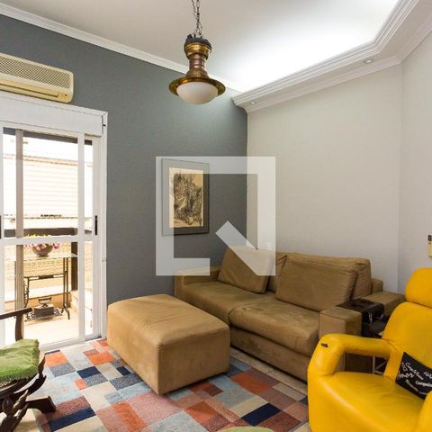 Apartamento à venda com 246m², 3 quartos e 4 vagas Apartamento à venda com 246m², 3 quartos e 4 vagasSala de TV