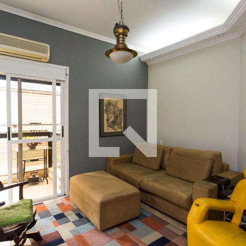 Apartamento à venda com 246m², 3 quartos e 4 vagas Apartamento à venda com 246m², 3 quartos e 4 vagasSala de TV