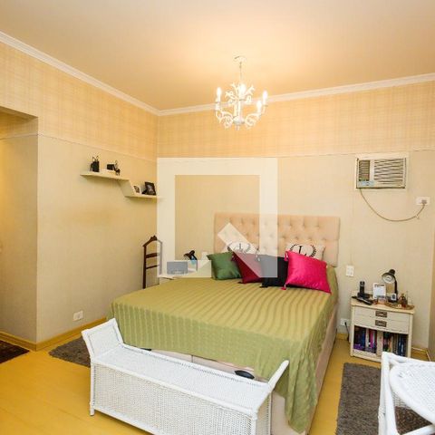 Apartamento à venda com 246m², 3 quartos e 4 vagas Apartamento à venda com 246m², 3 quartos e 4 vagassuíte 3
