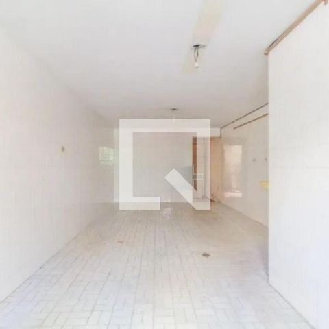 Casa à venda com 147m², 2 quartos e 2 vagas