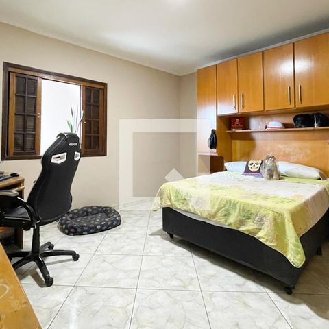 Casa à venda com 247m², 3 quartos e 4 vagasQuarto 1