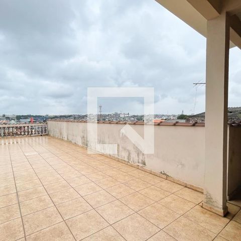Casa à venda com 247m², 3 quartos e 4 vagasÁrea - Churrasqueira