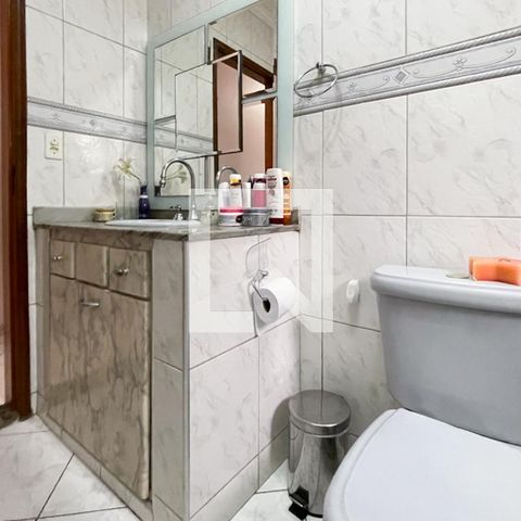 Casa à venda com 247m², 3 quartos e 4 vagasBanheiro Social 1 