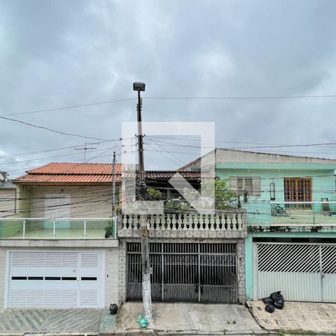 Casa à venda com 247m², 3 quartos e 4 vagasVista - Sacada 