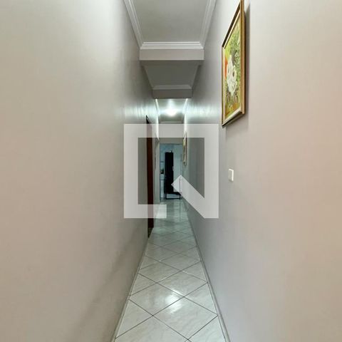 Casa à venda com 247m², 3 quartos e 4 vagasAcesso - Cozinha 