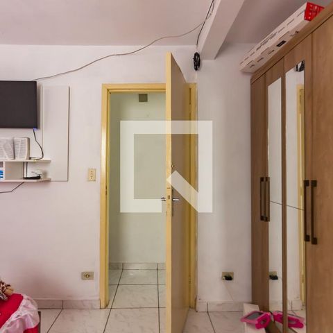 Casa à venda com 250m², 4 quartos e 2 vagas Casa à venda com 250m², 4 quartos e 2 vagasQuarto 3