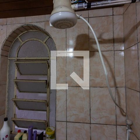 Casa à venda com 250m², 4 quartos e 2 vagas Casa à venda com 250m², 4 quartos e 2 vagasBanheiro 2