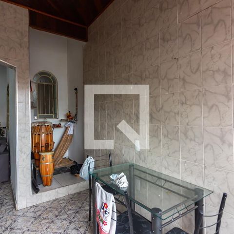 Casa à venda com 250m², 4 quartos e 2 vagas Casa à venda com 250m², 4 quartos e 2 vagasCozinha 1