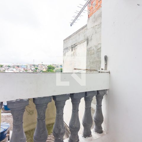 Casa à venda com 250m², 4 quartos e 2 vagas Casa à venda com 250m², 4 quartos e 2 vagasSacada