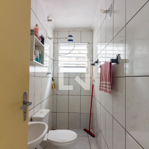 Casa à venda com 250m², 4 quartos e 2 vagas Casa à venda com 250m², 4 quartos e 2 vagasBanheiro 3