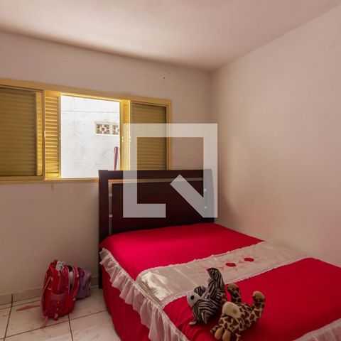 Casa à venda com 250m², 4 quartos e 2 vagas Casa à venda com 250m², 4 quartos e 2 vagasQuarto 3