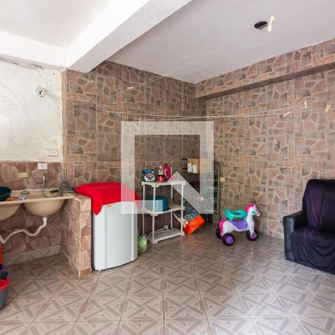 Casa à venda com 250m², 4 quartos e 2 vagas Casa à venda com 250m², 4 quartos e 2 vagasÁrea Gourmet