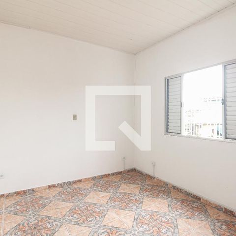 Casa à venda com 80m², 2 quartos e sem vaga Casa à venda com 80m², 2 quartos e sem vagaQuarto 2