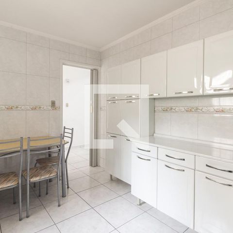 Casa à venda com 80m², 2 quartos e sem vaga Casa à venda com 80m², 2 quartos e sem vagaCozinha