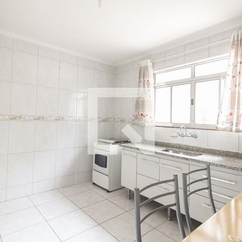 Casa à venda com 80m², 2 quartos e sem vaga Casa à venda com 80m², 2 quartos e sem vagaCozinha