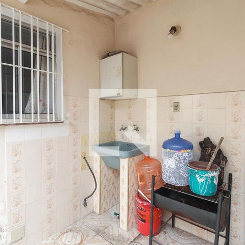 Casa à venda com 80m², 2 quartos e sem vaga Casa à venda com 80m², 2 quartos e sem vagaQuintal e Área de Serviço