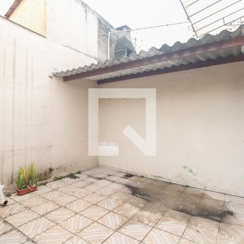 Casa à venda com 80m², 2 quartos e sem vaga Casa à venda com 80m², 2 quartos e sem vagaQuintal e Área de Serviço