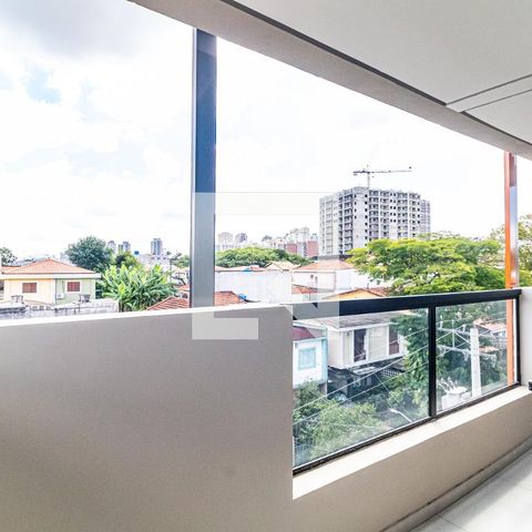 Apartamento à venda com 38m², 1 quarto e sem vaga Apartamento à venda com 38m², 1 quarto e sem vagaVaranda