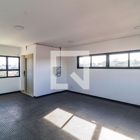 Apartamento à venda com 38m², 1 quarto e sem vaga Apartamento à venda com 38m², 1 quarto e sem vagaÁrea comum - Academia