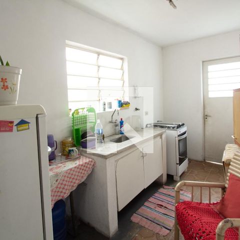 Casa para alugar com 300m², 3 quartos e 2 vagas Casa para alugar com 300m², 3 quartos e 2 vagasCozinha