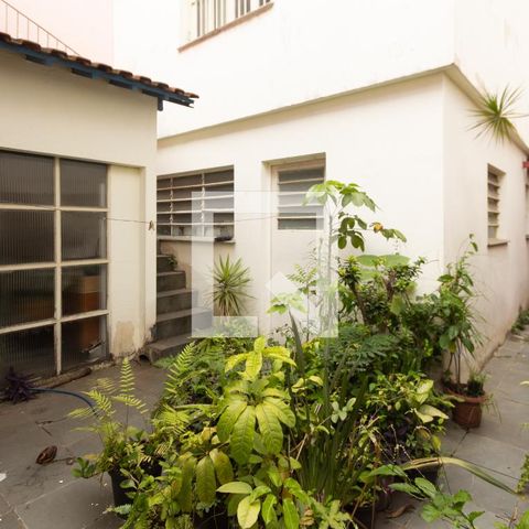 Casa para alugar com 300m², 3 quartos e 2 vagas Casa para alugar com 300m², 3 quartos e 2 vagasQuintal