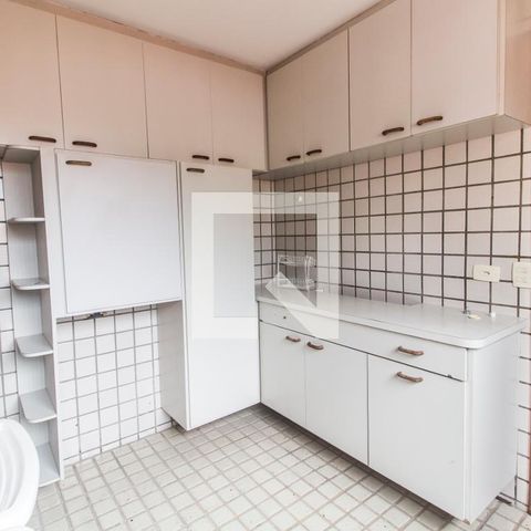 Casa de condomínio à venda com 445m², 3 quartos e 4 vagasÁrea de Serviço