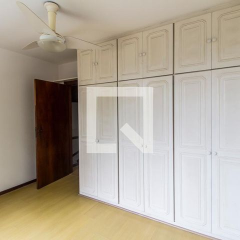 Casa de condomínio à venda com 445m², 3 quartos e 4 vagasQuarto 2