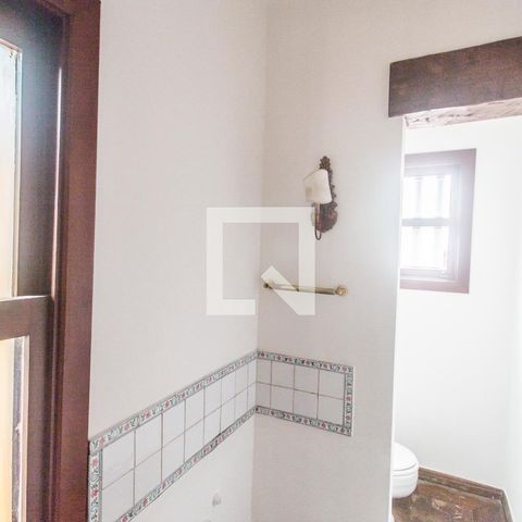 Casa de condomínio à venda com 445m², 3 quartos e 4 vagasLavabo