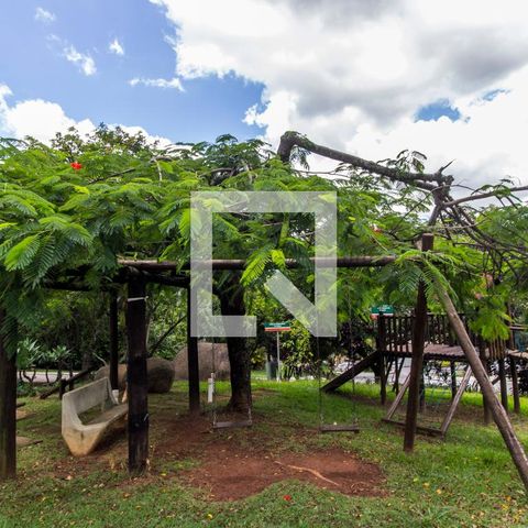 Casa de condomínio à venda com 445m², 3 quartos e 4 vagasÁrea comum - Playground