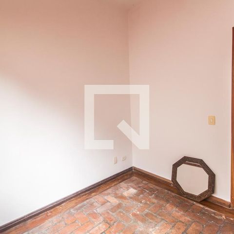 Casa de condomínio à venda com 445m², 3 quartos e 4 vagasEscritório