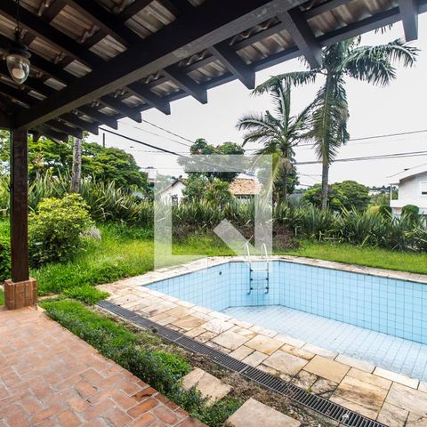 Casa de condomínio à venda com 445m², 3 quartos e 4 vagasPiscina