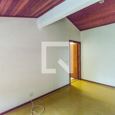 Casa de condomínio à venda com 445m², 3 quartos e 4 vagasSala de TV