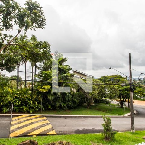 Casa de condomínio à venda com 445m², 3 quartos e 4 vagasVista do Quarto 2