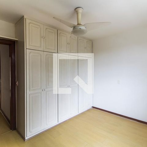 Casa de condomínio à venda com 445m², 3 quartos e 4 vagasQuarto 2