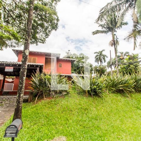 Casa de condomínio à venda com 445m², 3 quartos e 4 vagasVista da Casa