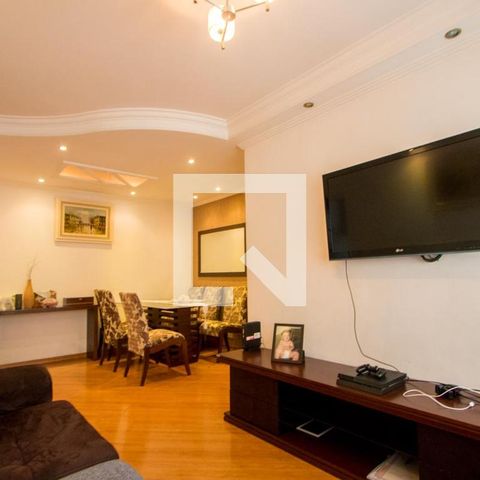 Apartamento para alugar com 98m², 3 quartos e 1 vaga Apartamento para alugar com 98m², 3 quartos e 1 vagaSala