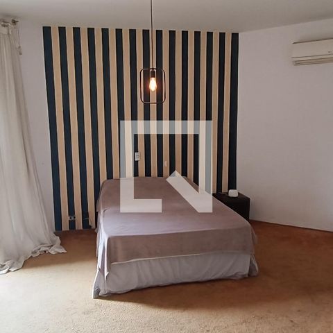 Casa à venda com 950m², 4 quartos e 6 vagas Casa à venda com 950m², 4 quartos e 6 vagasSuíte 2