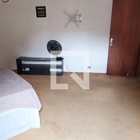 Casa à venda com 950m², 4 quartos e 6 vagas Casa à venda com 950m², 4 quartos e 6 vagasSuíte 2