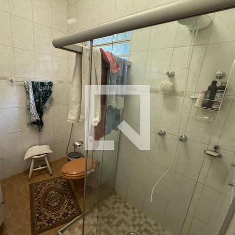 Casa para alugar com 250m², 4 quartos e 2 vagas Casa para alugar com 250m², 4 quartos e 2 vagasBanheiro da Suíte
